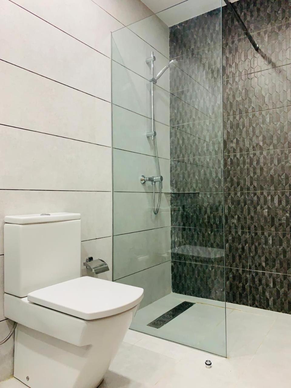 Modern Centre Apartment